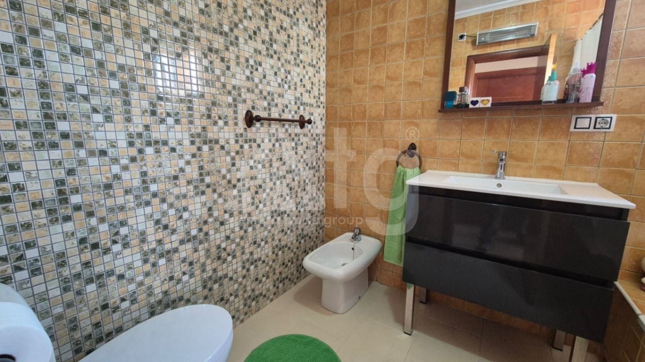 Villa de 2 chambres à Torrevieja - RCJ147358 - Photo - 18