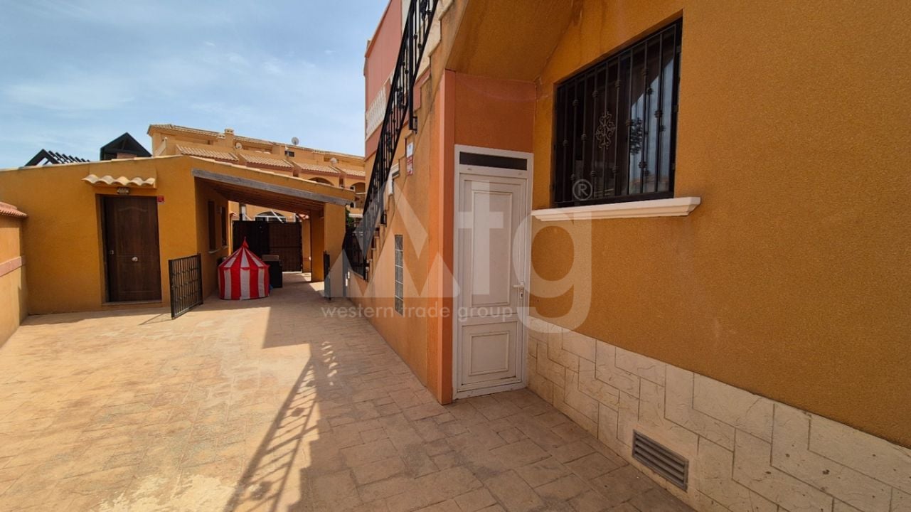 Villa de 2 chambres à Torrevieja - RCJ147358 - Photo - 22