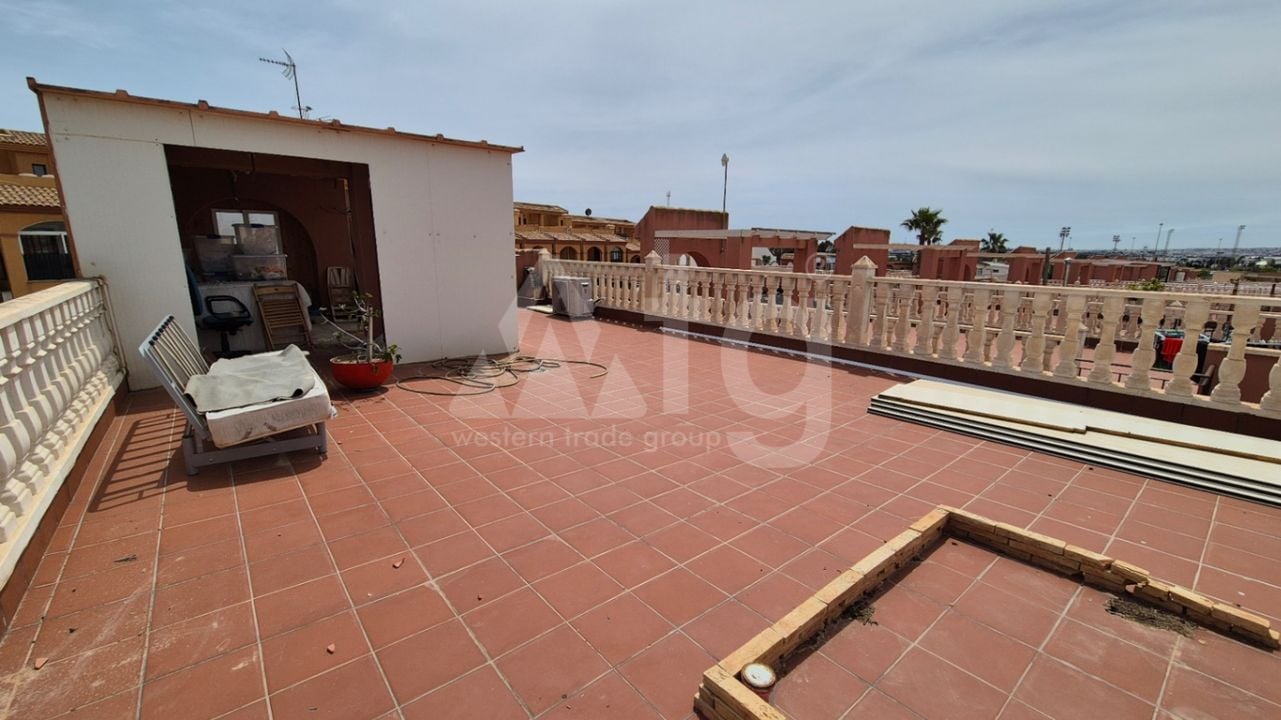 Villa de 2 chambres à Torrevieja - RCJ147358 - Photo - 25