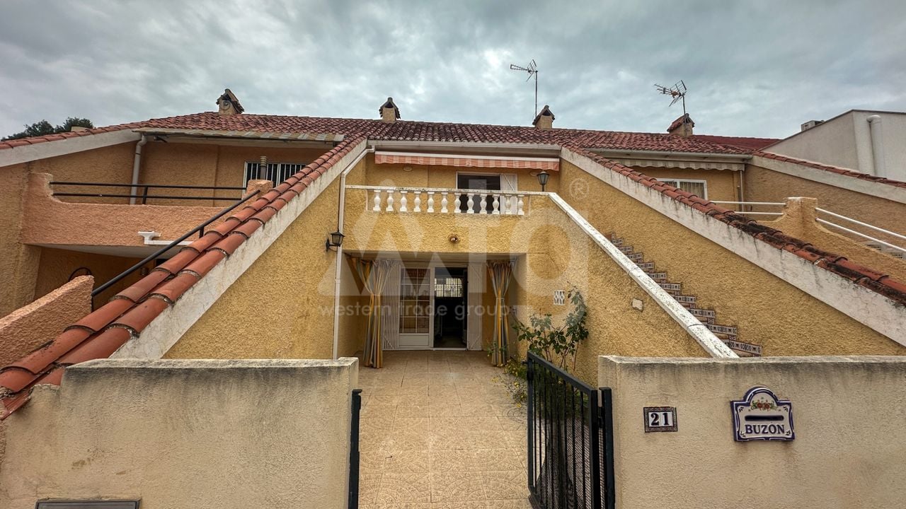 2 bedroom Townhouse in Torrevieja - RCJ147372 - Photo - 1