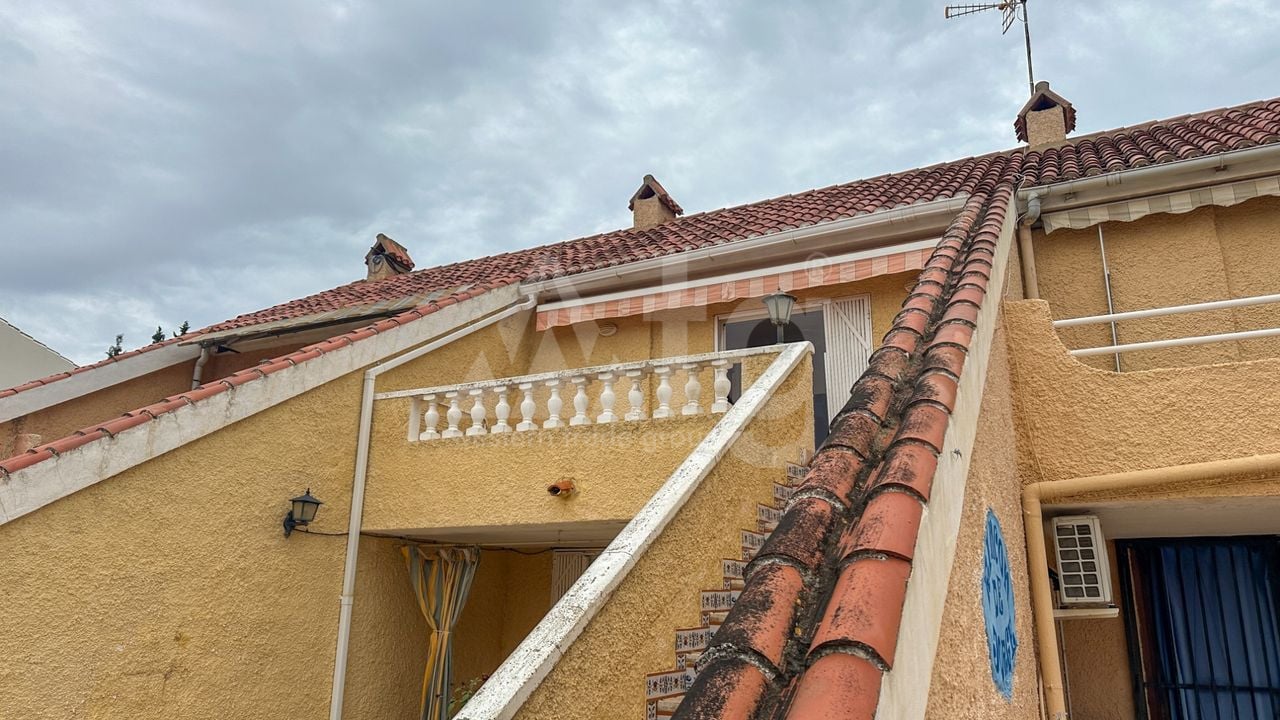 2 bedroom Townhouse in Torrevieja - RCJ147372 - Photo - 2