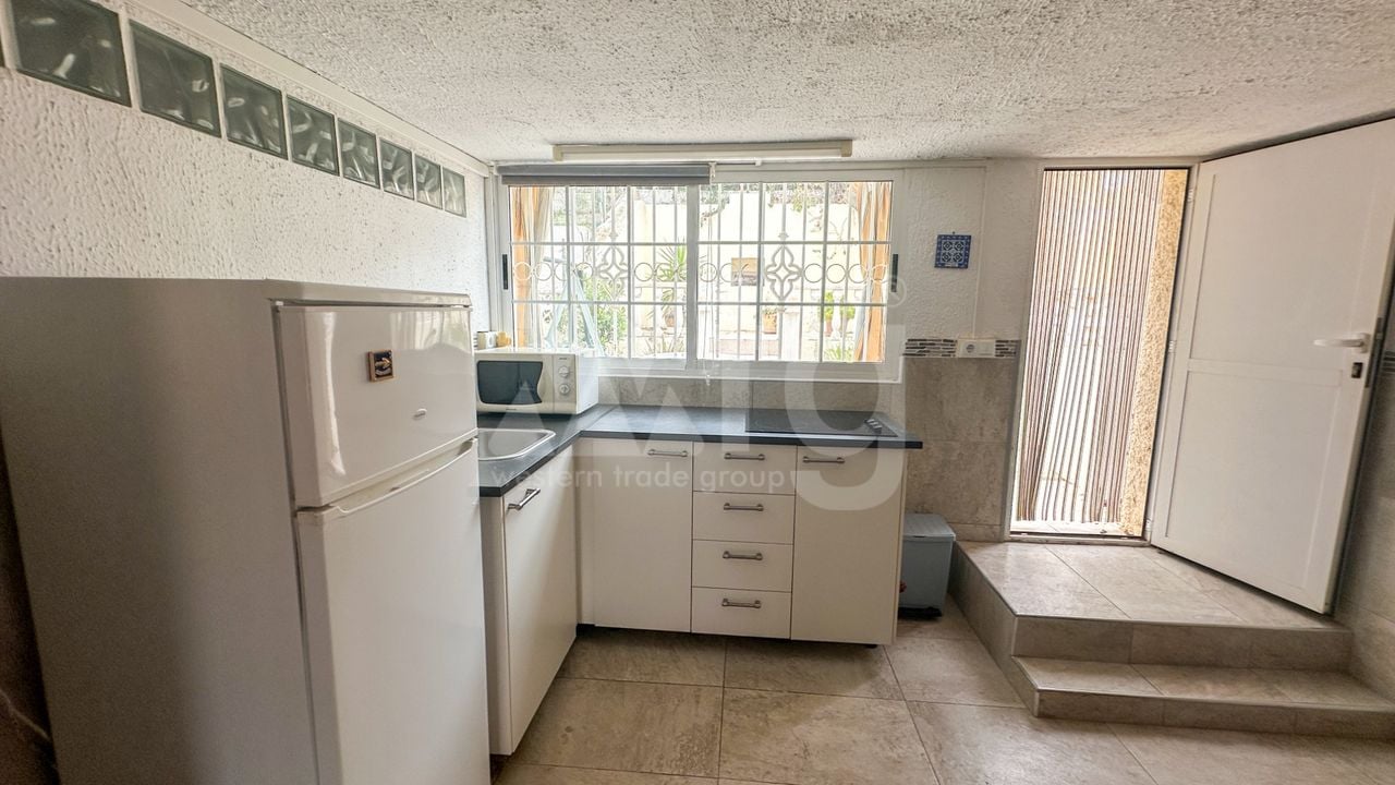 2 bedroom Townhouse in Torrevieja - RCJ147372 - Photo - 8