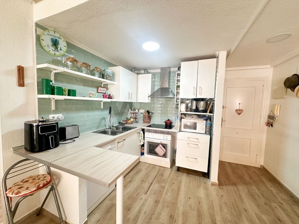 2 bedroom Apartment in Torrevieja - RCJ147373 - Photo - 9
