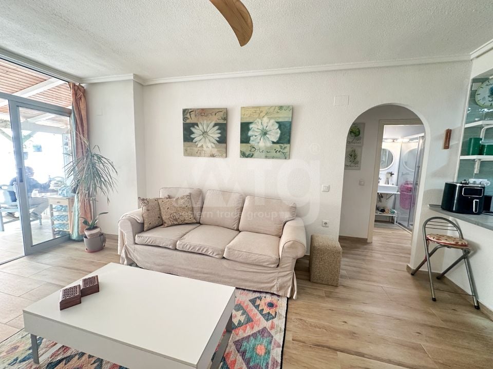 2 bedroom Apartment in Torrevieja - RCJ147373 - Photo - 4