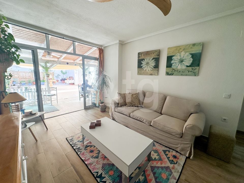 2 bedroom Apartment in Torrevieja - RCJ147373 - Photo - 2