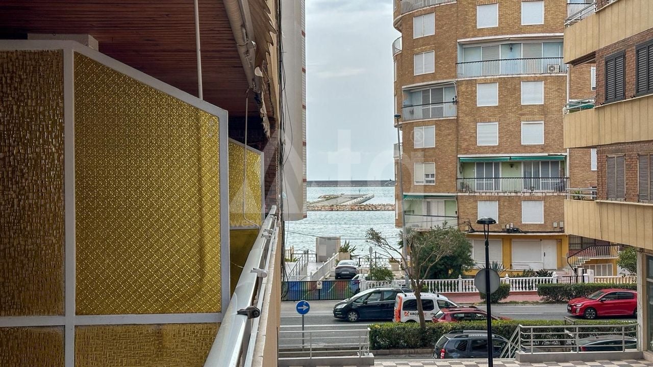 2 bedroom Apartment in Torrevieja - RCJ147374 - Photo - 23