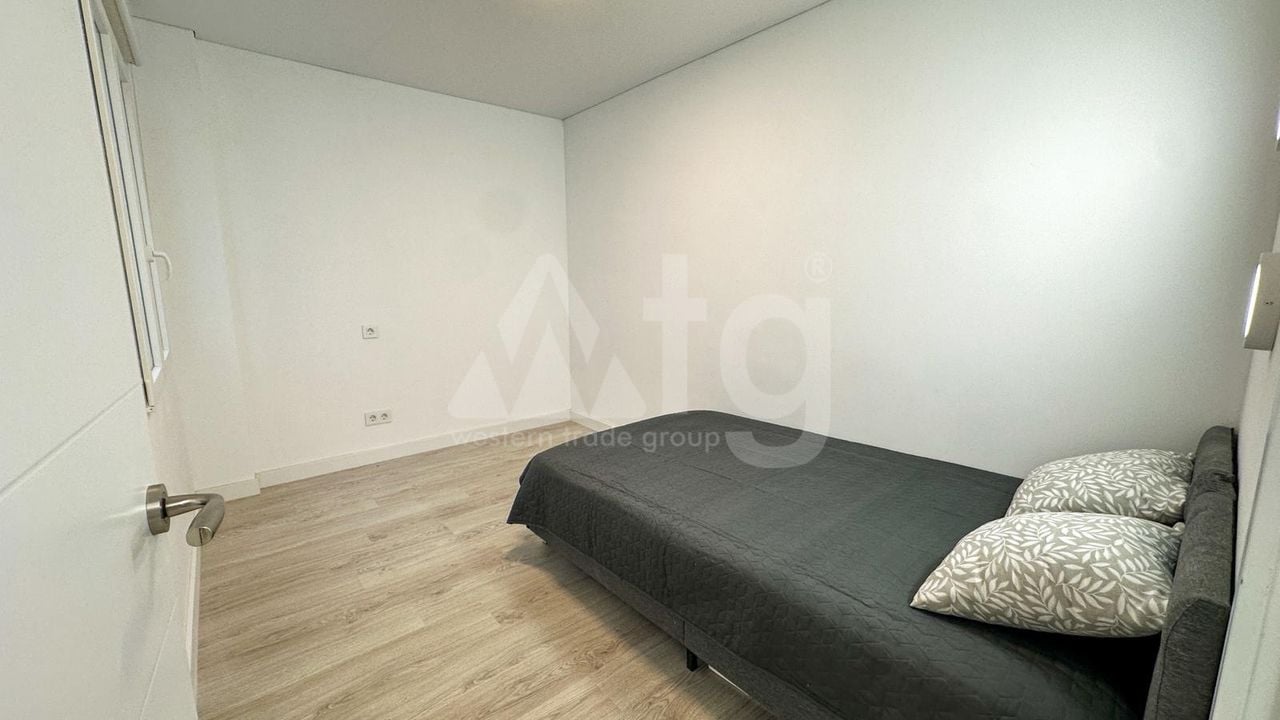 2 bedroom Apartment in Torrevieja - RCJ147374 - Photo - 10