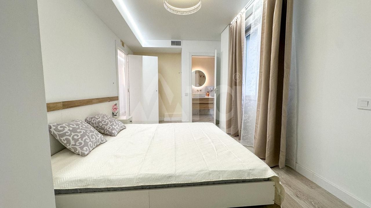 2 bedroom Apartment in Torrevieja - RCJ147374 - Photo - 13