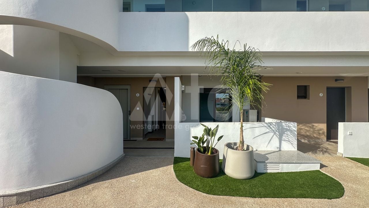 2 bedroom Apartment in Orihuela Costa - RCJ147376 - Photo - 2