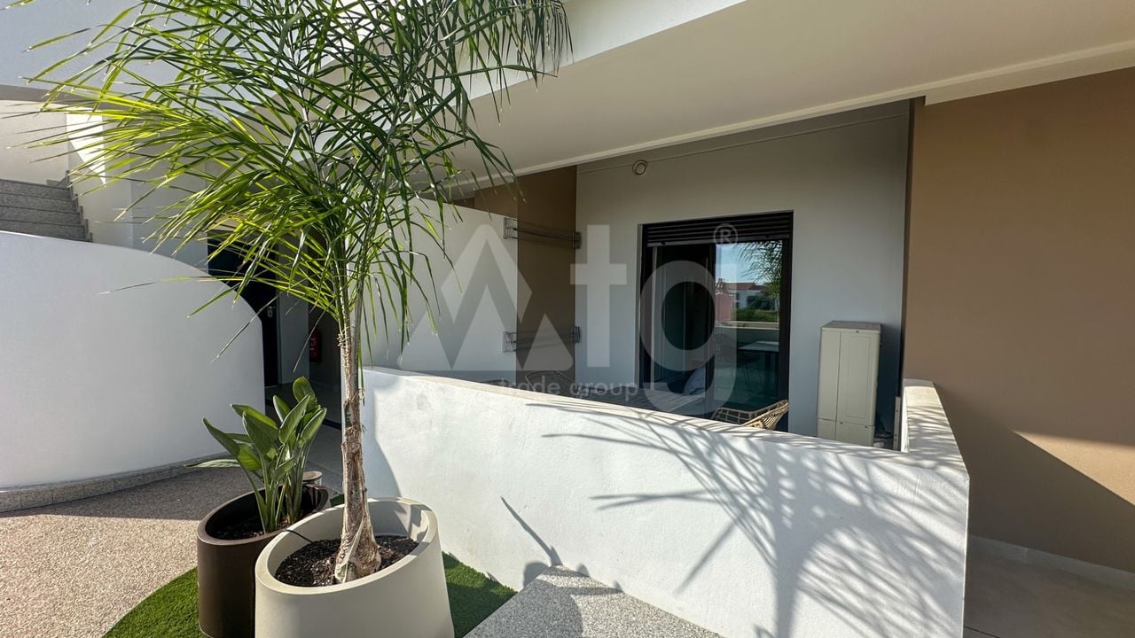 2 bedroom Apartment in Orihuela Costa - RCJ147376 - Photo - 3