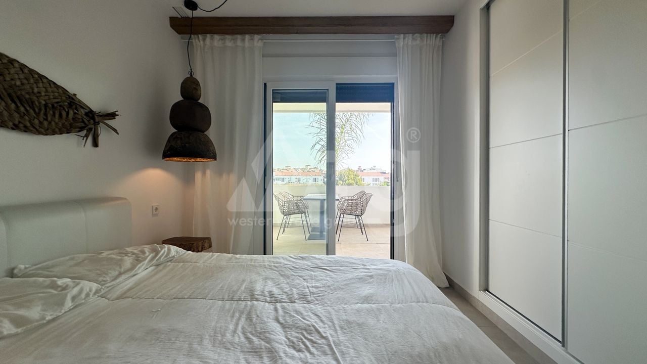 2 bedroom Apartment in Orihuela Costa - RCJ147376 - Photo - 17