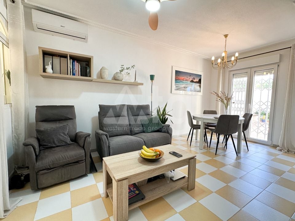 Vilă cu 3 dormitoare în Torrevieja - RCJ147385 - Imagini - 3