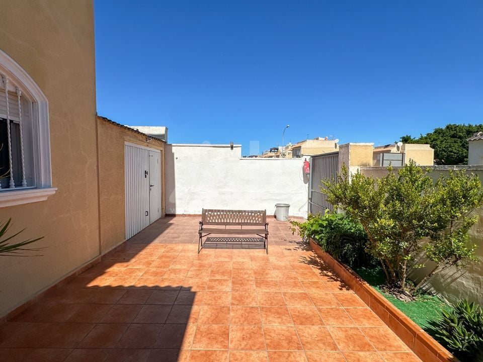 Vilă cu 3 dormitoare în Torrevieja - RCJ147385 - Imagini - 27