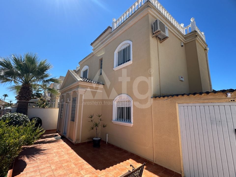 Vilă cu 3 dormitoare în Torrevieja - RCJ147385 - Imagini - 29