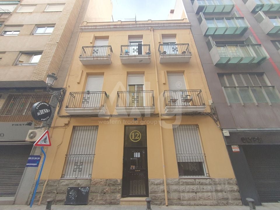 16 bedroom Villa in Alicante - RCJ147386 - Photo - 1