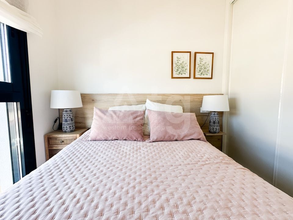 2 bedroom Bungalow in Orihuela Costa - RCJ147390 - Photo - 13
