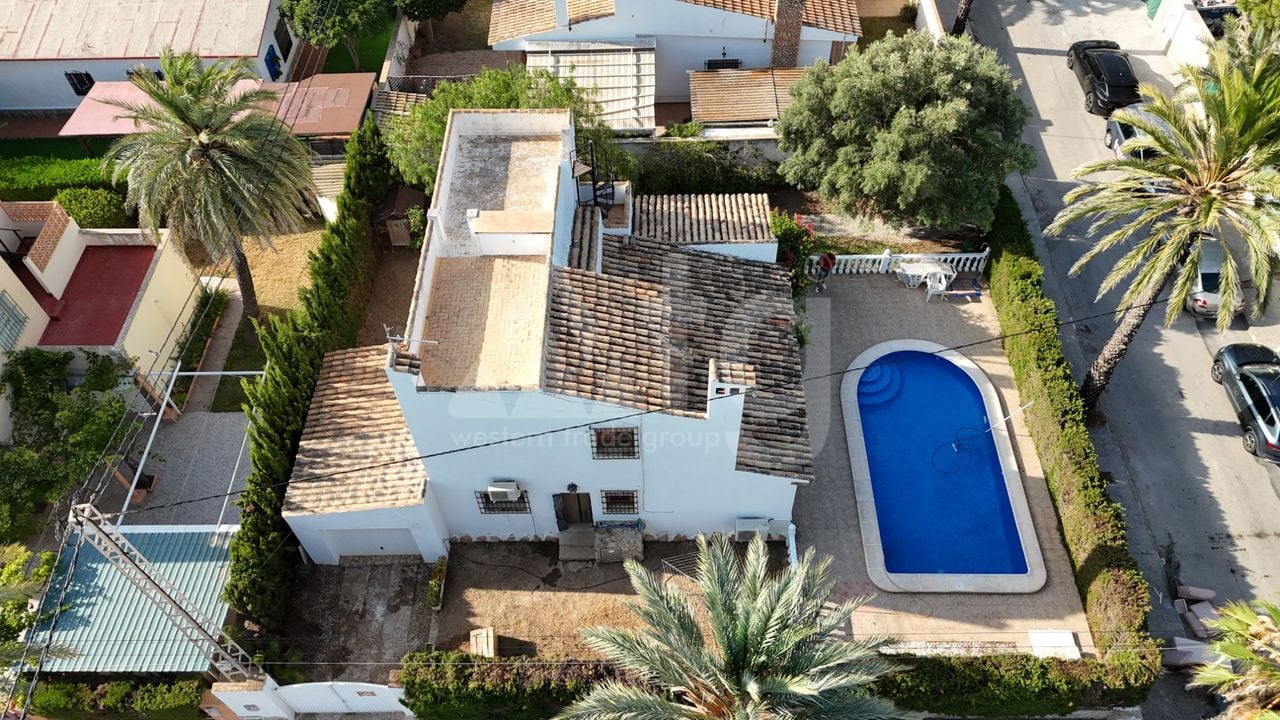 4 bedroom Villa in Cabo Roig - RCJ147394 - Photo - 33