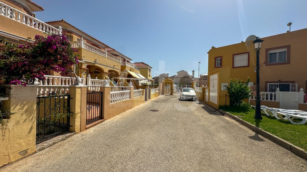2 bedroom Townhouse in Orihuela Costa - RCJ147399 - Photo - 32
