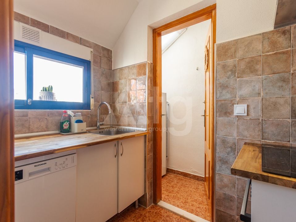 2 bedroom Apartment in Torrevieja - LEA147594 - Photo - 4