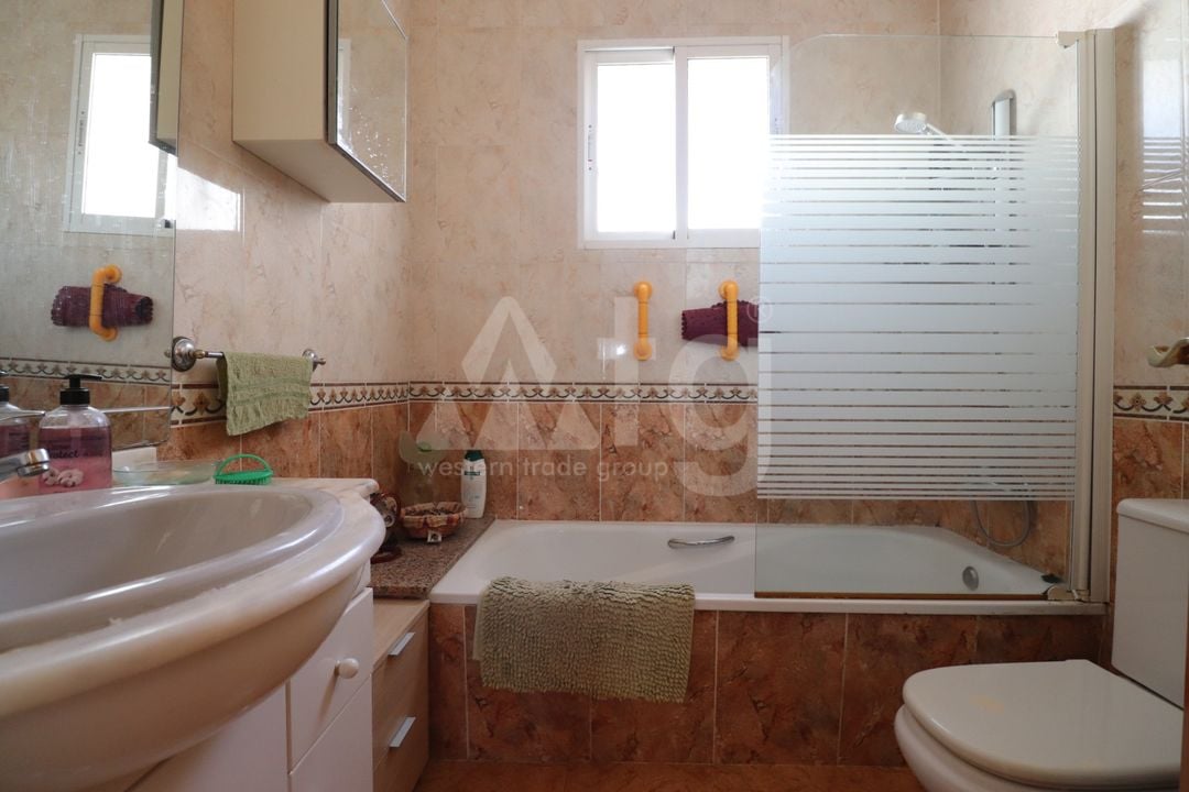 3 bedroom Villa in Albatera - VRE147819 - Photo - 16