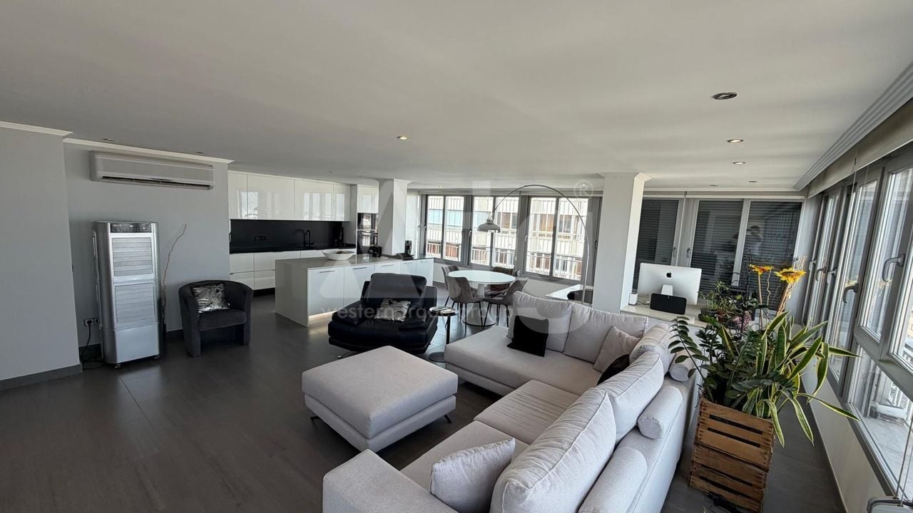 2 bedroom Penthouse in Torrevieja - CT147964 - Photo - 3