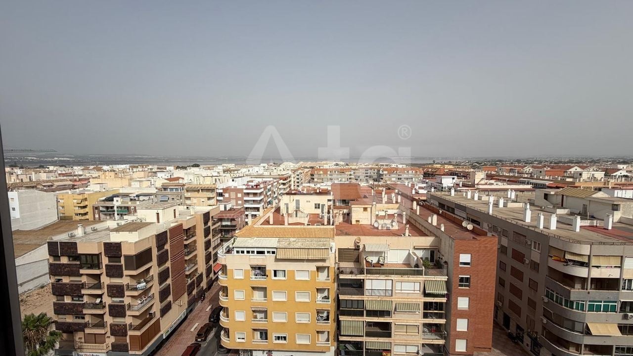 2 bedroom Penthouse in Torrevieja - CT147964 - Photo - 18