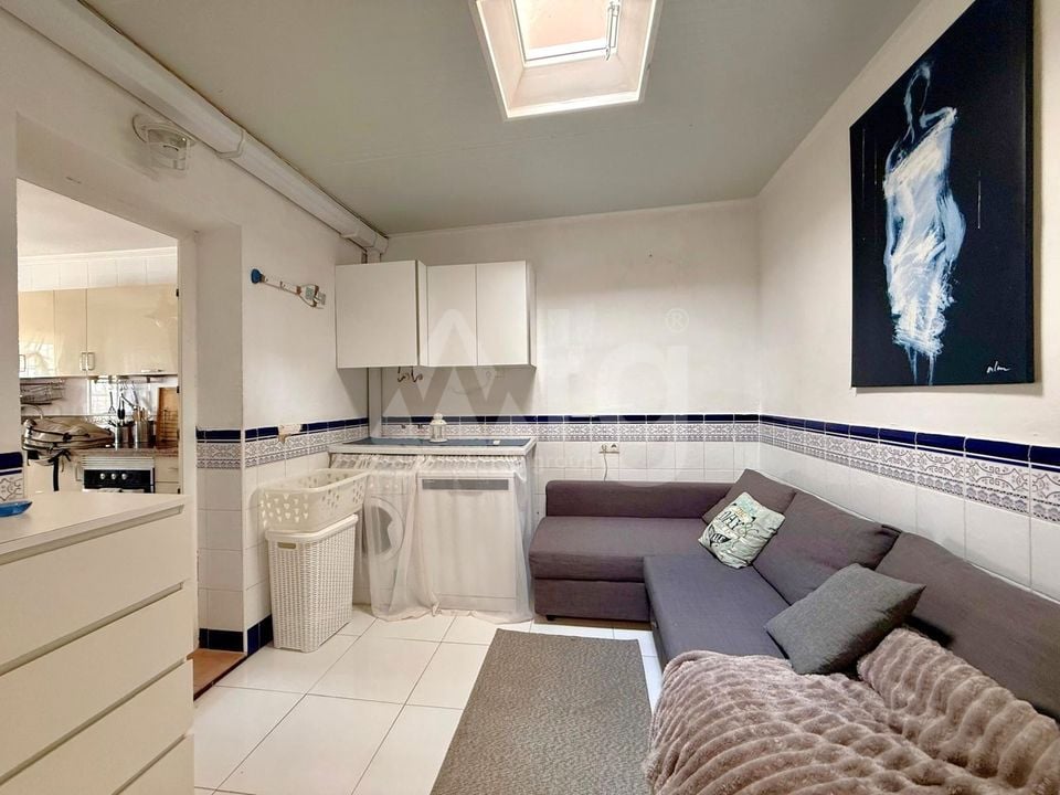 2 bedroom Apartment in Orihuela Costa - VH148153 - Photo - 10