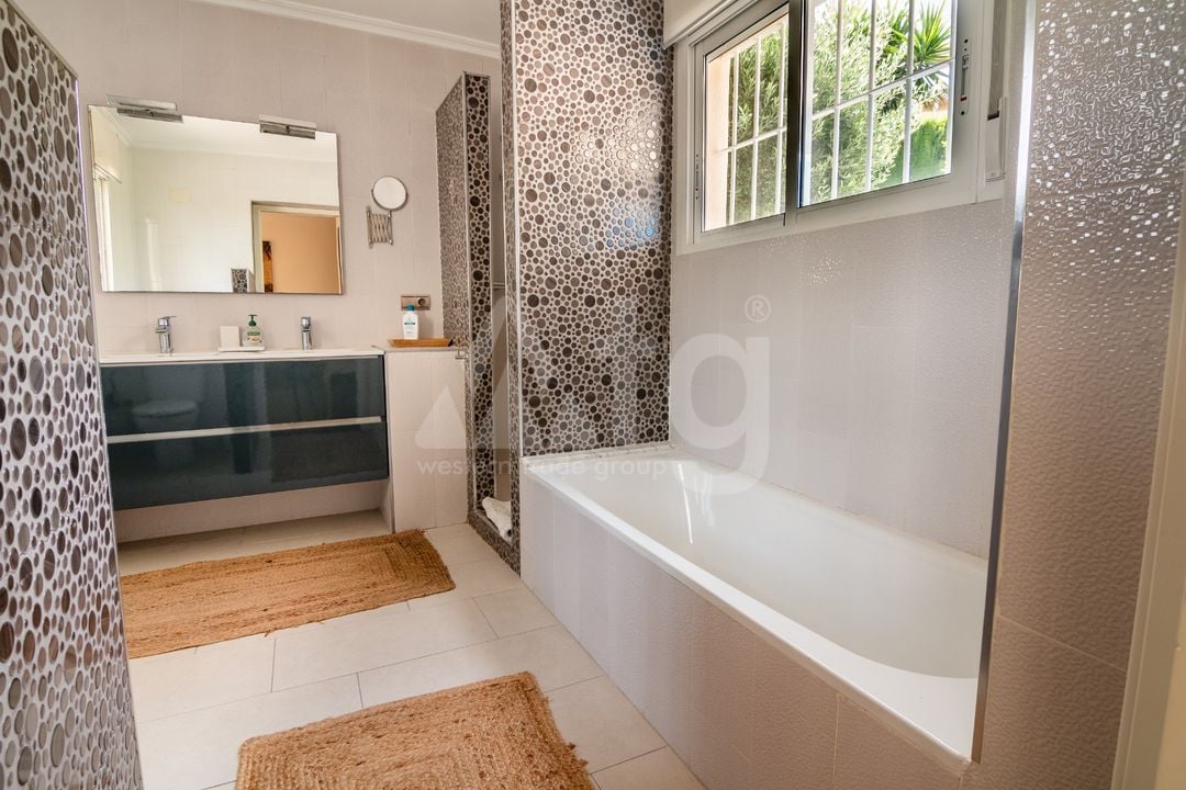 5 bedroom Villa in Algorfa - NHT148303 - Photo - 21