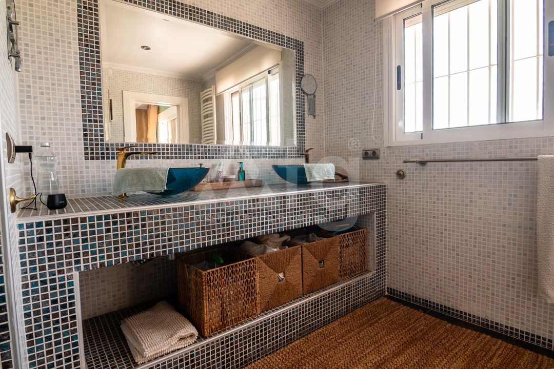 5 bedroom Villa in Algorfa - NHT148303 - Photo - 26