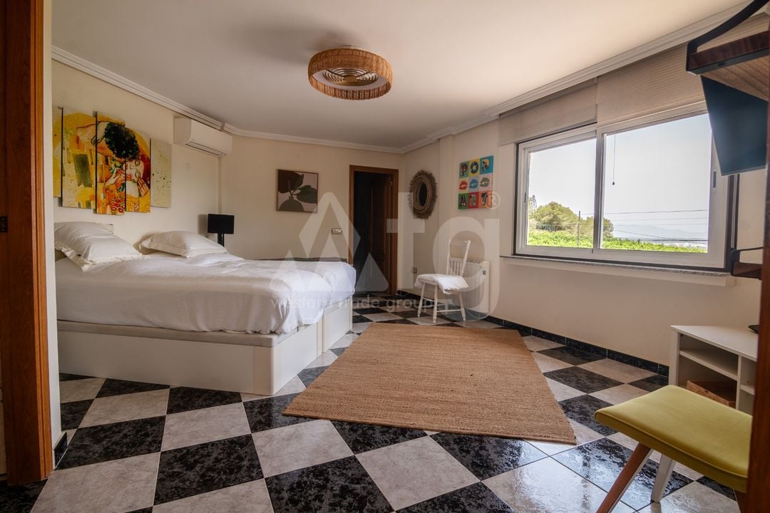 5 bedroom Villa in Algorfa - NHT148303 - Photo - 16