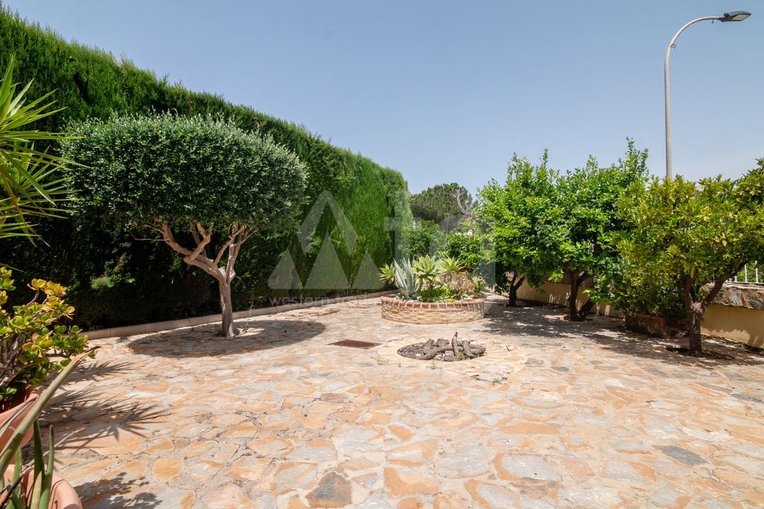 5 bedroom Villa in Algorfa - NHT148303 - Photo - 33