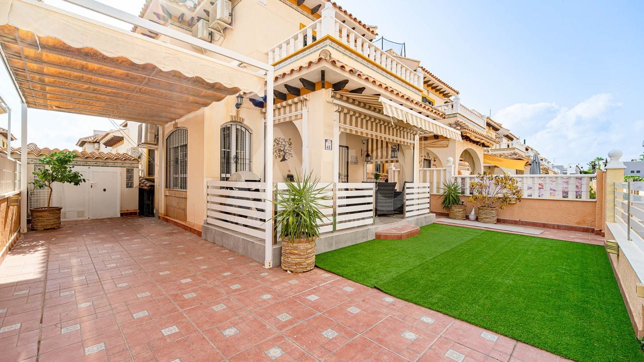 Villa de 3 chambres à Lomas de Cabo Roig - VRC148486 - Photo - 3