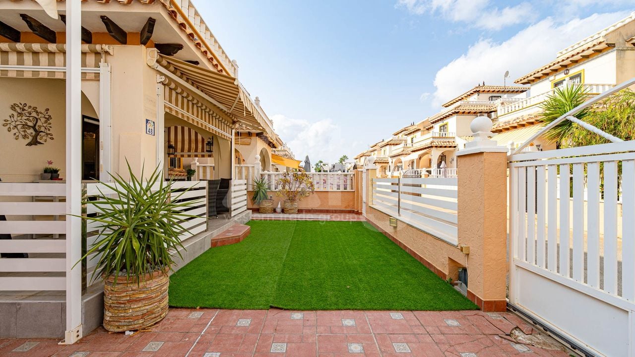 Villa de 3 chambres à Lomas de Cabo Roig - VRC148486 - Photo - 37