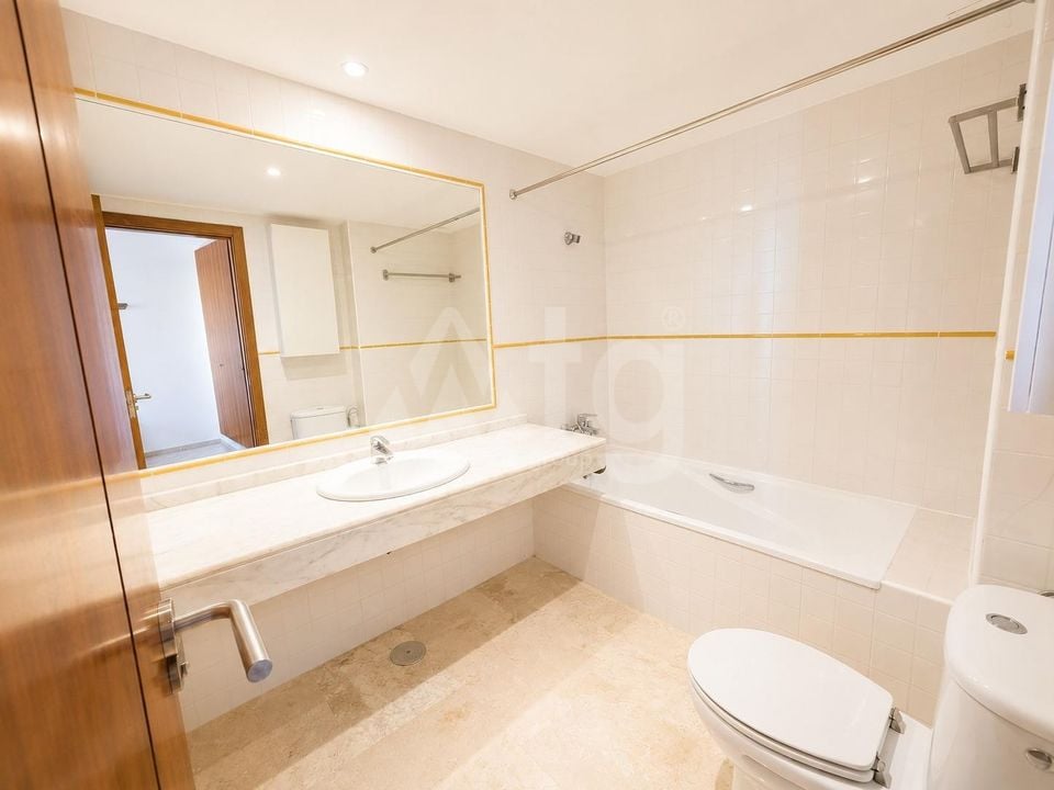 2 bedroom Apartment in Punta Prima - LR148641 - Photo - 9