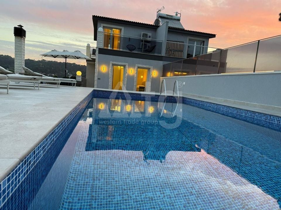 Vilă cu 4 dormitoare în Benissa - LR149066 - Imagini - 1