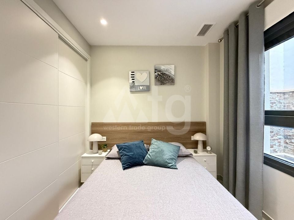 Apartament cu 1 dormitor în Torrevieja - HRE149242 - Imagini - 12