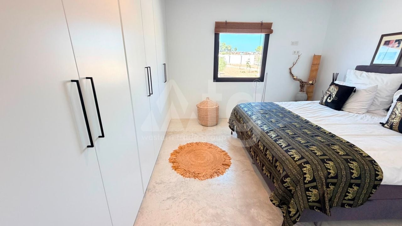 Vilă cu 5 dormitoare în Pinoso - BCH149246 - Imagini - 18