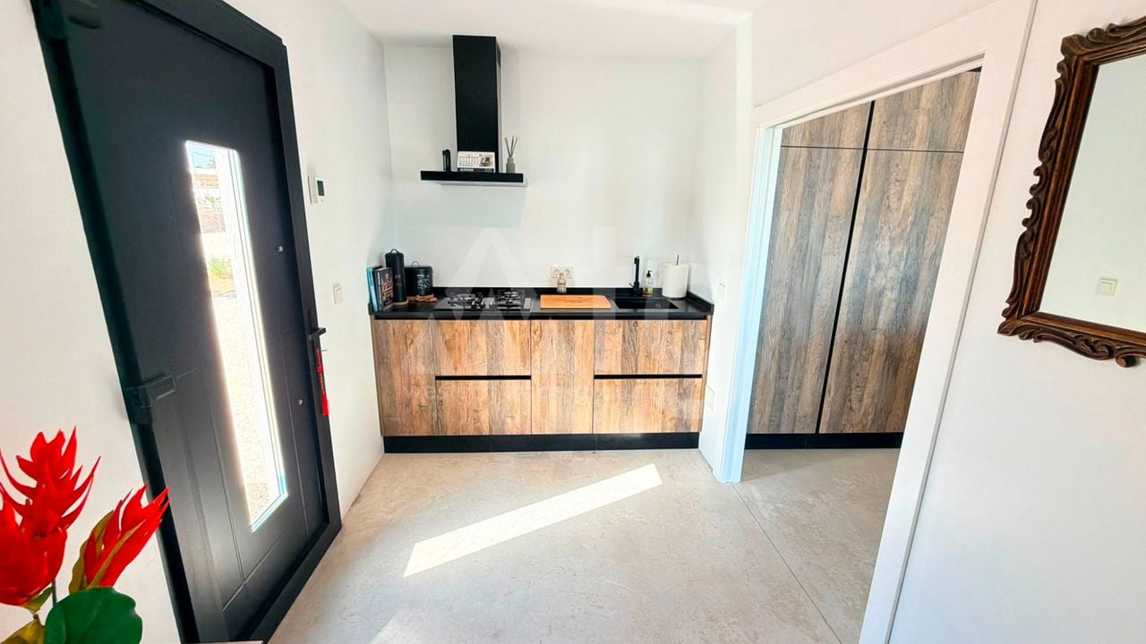 Vilă cu 5 dormitoare în Pinoso - BCH149246 - Imagini - 15