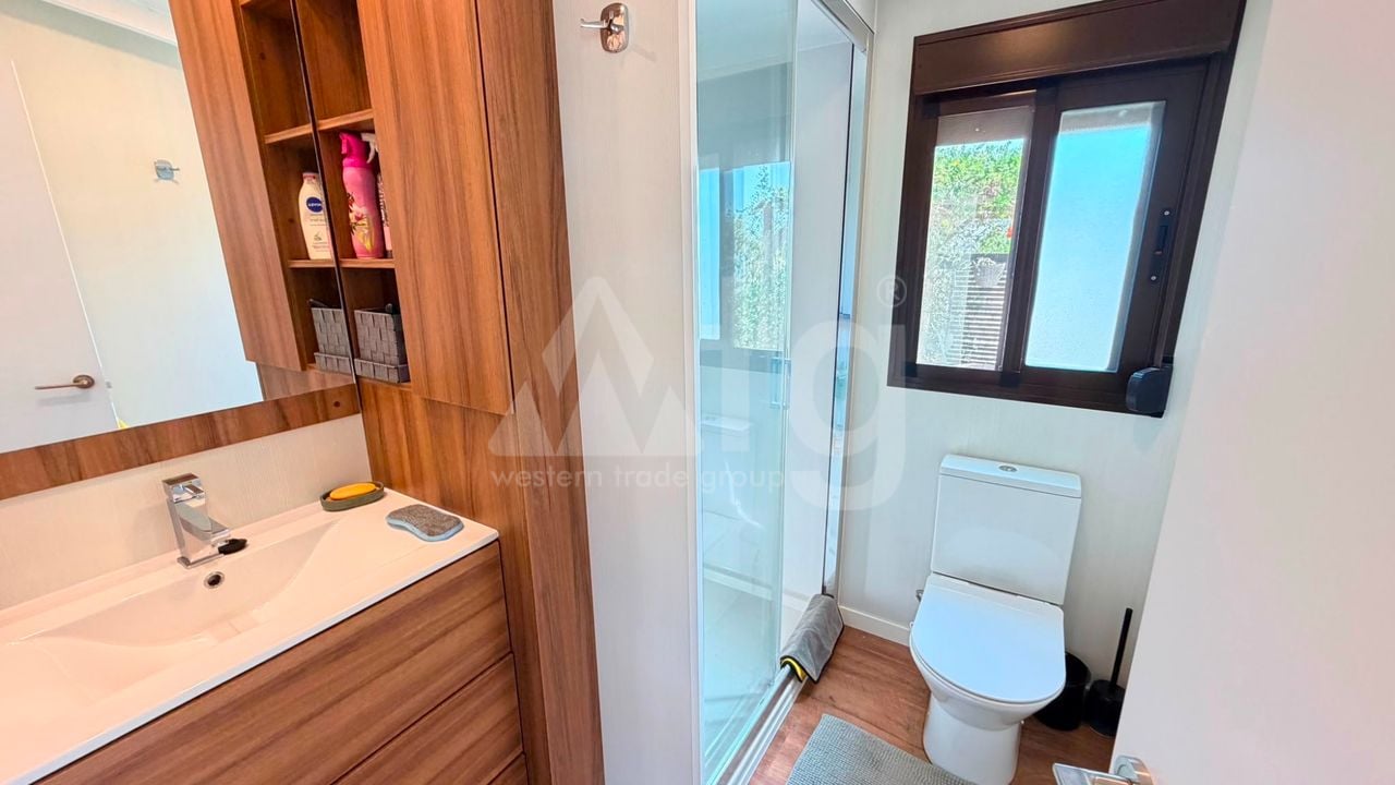 Vilă cu 5 dormitoare în Pinoso - BCH149246 - Imagini - 32