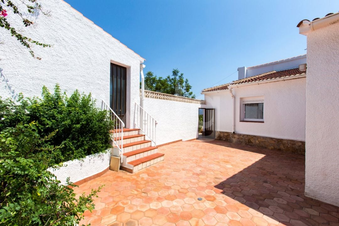 5 bedroom Villa in Pedreguer - BVS149255 - Photo - 3