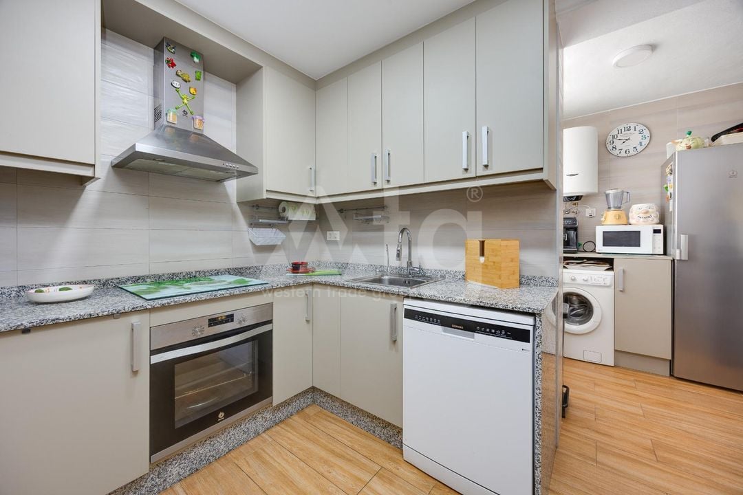 3 bedroom Apartment in Torrevieja - CYM149528 - Photo - 9