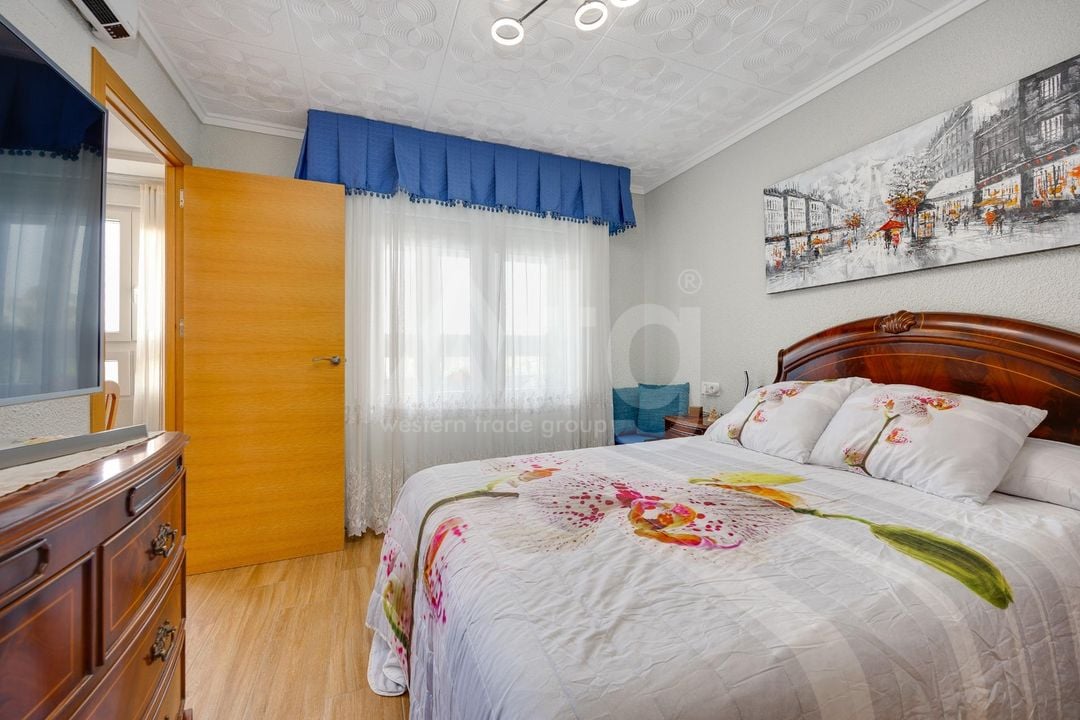 3 bedroom Apartment in Torrevieja - CYM149528 - Photo - 13