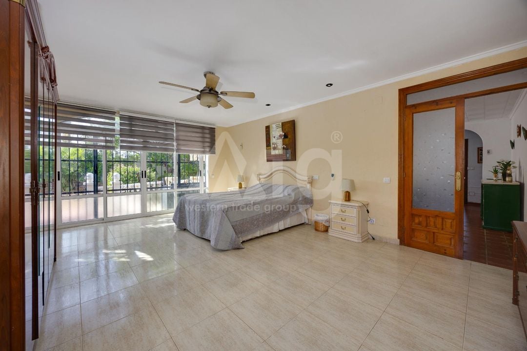 Vilă cu 4 dormitoare în Torrevieja - CYM149530 - Imagini - 13
