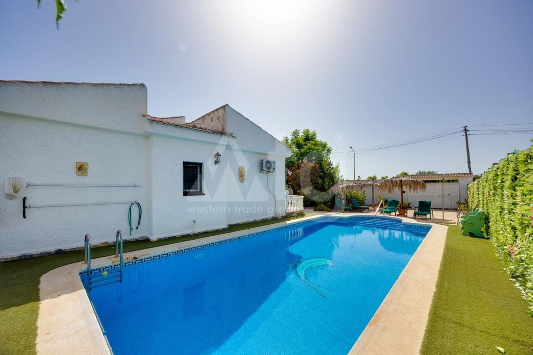 Vilă cu 4 dormitoare în Torrevieja - CYM149530 - Imagini - 36
