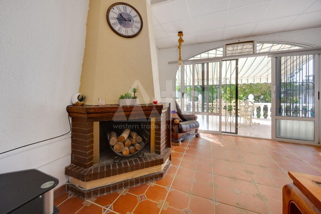 Vilă cu 4 dormitoare în Torrevieja - CYM149530 - Imagini - 6
