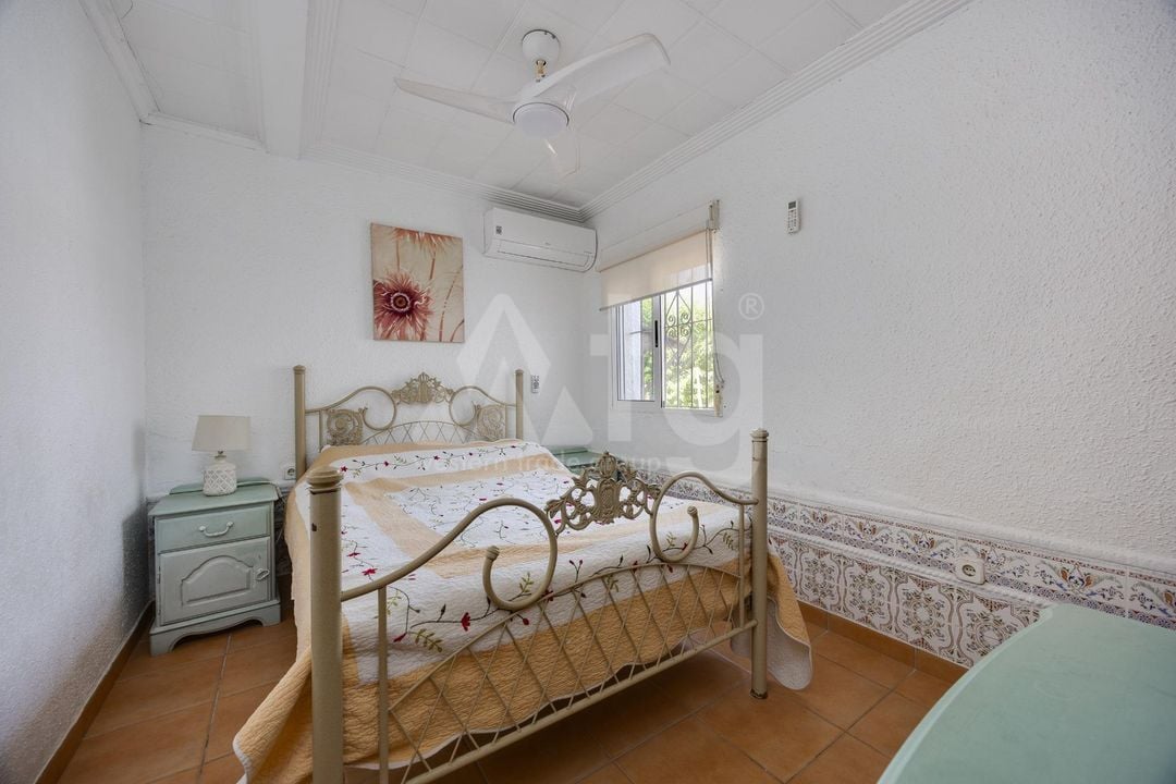 Vilă cu 4 dormitoare în Torrevieja - CYM149530 - Imagini - 19