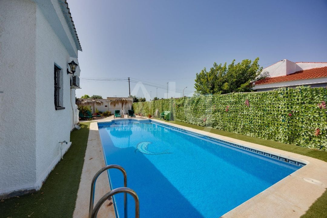 Vilă cu 4 dormitoare în Torrevieja - CYM149530 - Imagini - 37