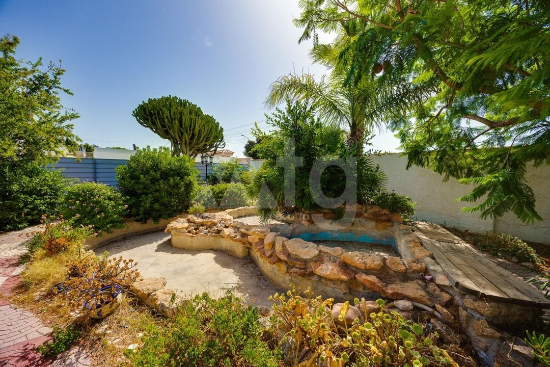 Vilă cu 4 dormitoare în Torrevieja - CYM149530 - Imagini - 45