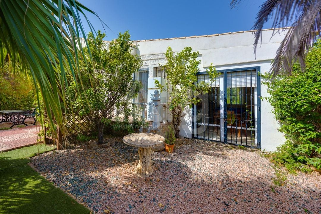 Vilă cu 4 dormitoare în Torrevieja - CYM149530 - Imagini - 33