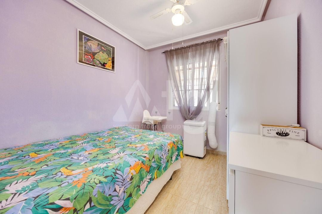 2 bedroom Bungalow in Orihuela Costa - CYM149532 - Photo - 16